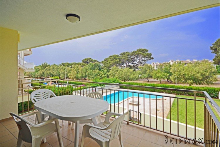 Excellent complex of apartments located within walking..