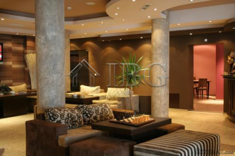 Spacious One-bedroom apartment, 300.. - 2