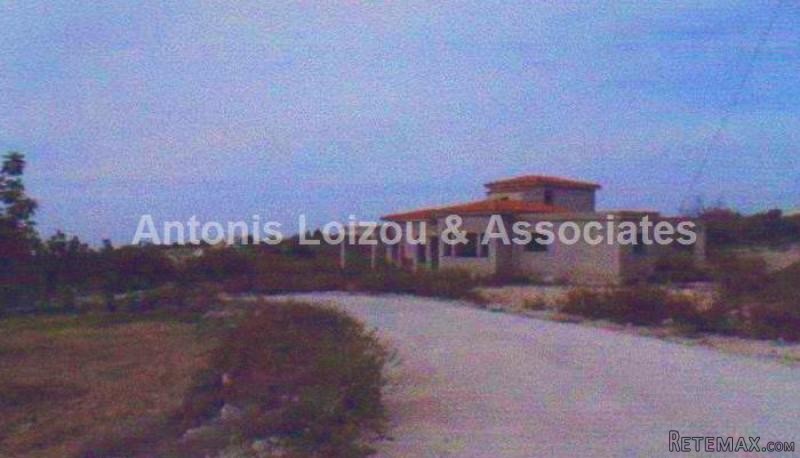 4 Bed Detached Bungalow Armou - 2
