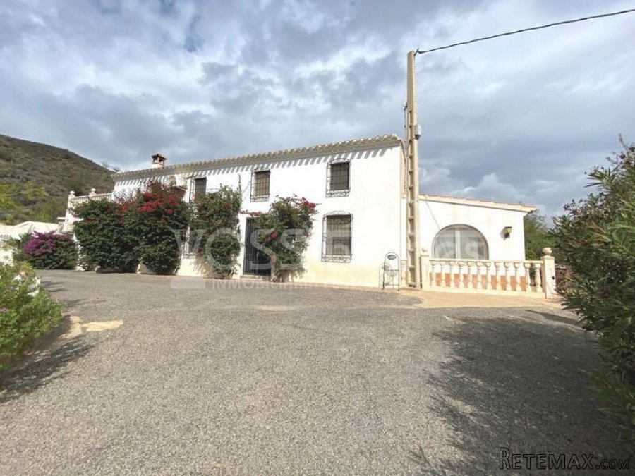 NEW & EXCLUSIVE TO VOSS HOMES - This property and its.. - 2