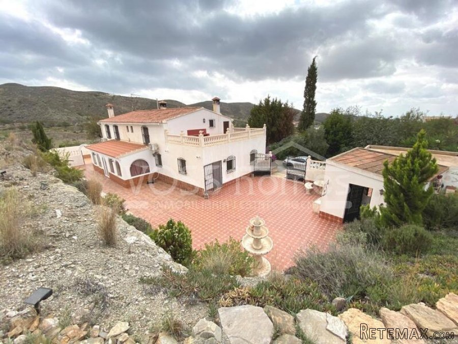 NEW & EXCLUSIVE TO VOSS HOMES - This property and its.. - 3
