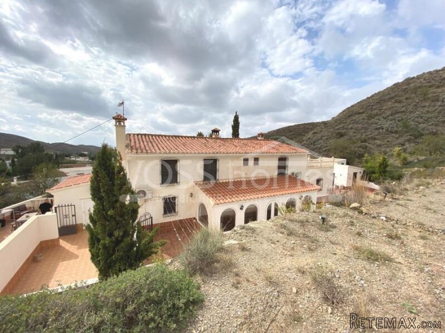 NEW & EXCLUSIVE TO VOSS HOMES - This property and its.. - 4