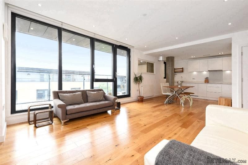 Property - London - For Sale