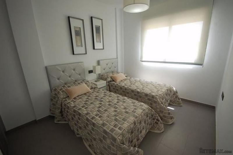 2 bedroom apartment for sale - 2