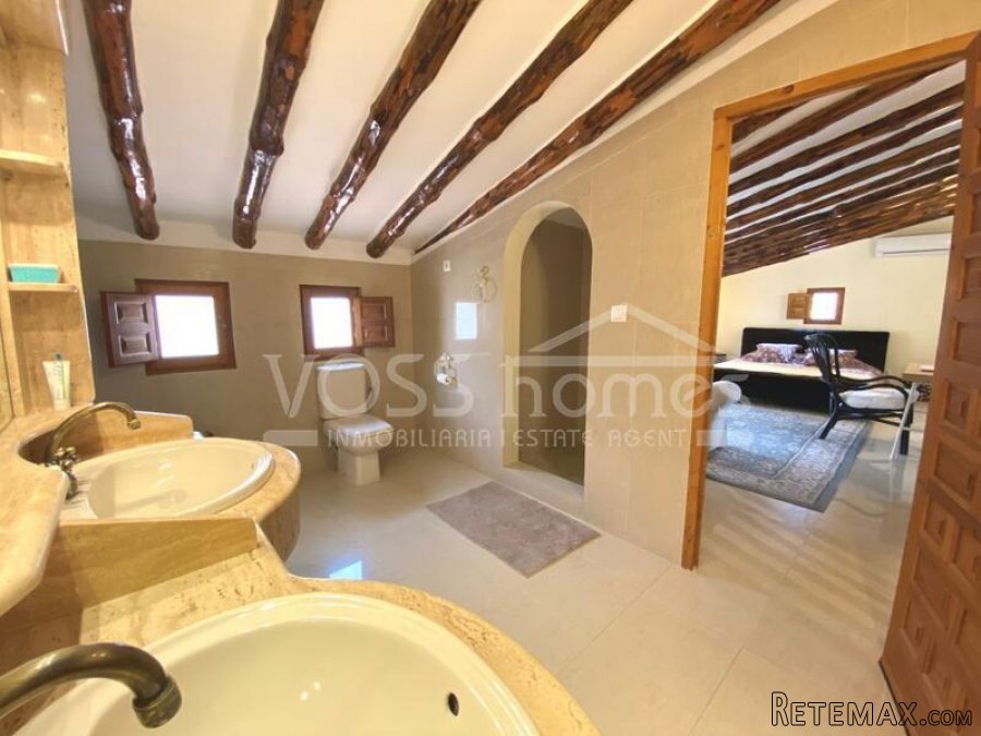 NEW & EXCLUSIVE TO VOSS HOMES - This property and its.. - 9