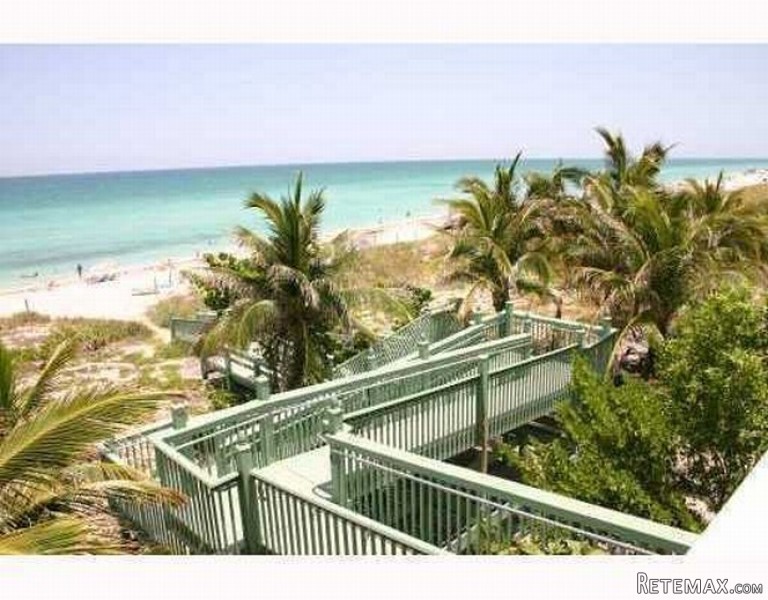 1 bedroom Flat For Sale: 5401 COLLINS..