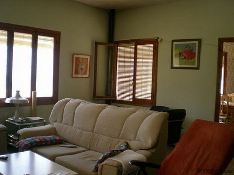 4 BED DETACHED VILLA WITH PRIVATE POOL - 2