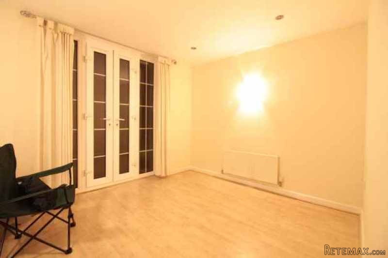 2 bedroom, Apartment house for sale