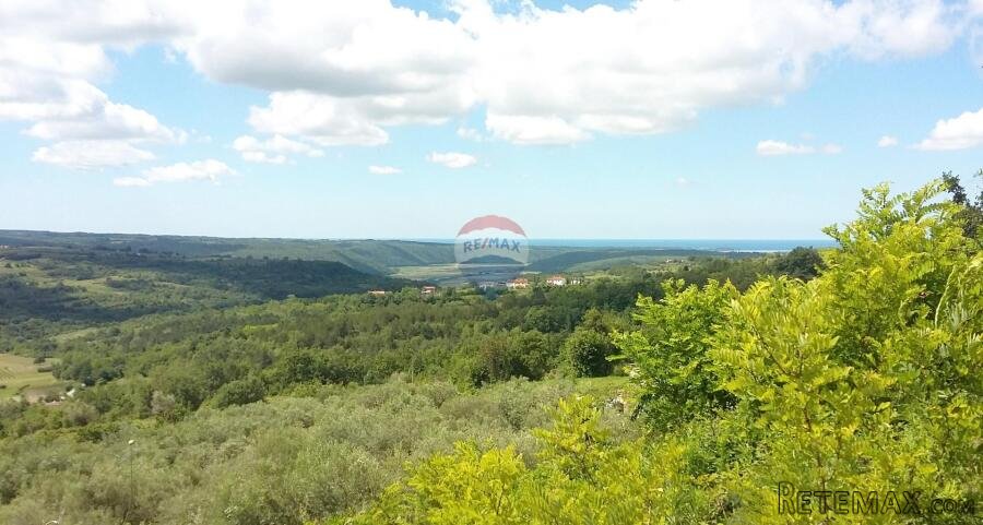 Istra, Buje - građevinsko zemljište, pogled na more, projekt
