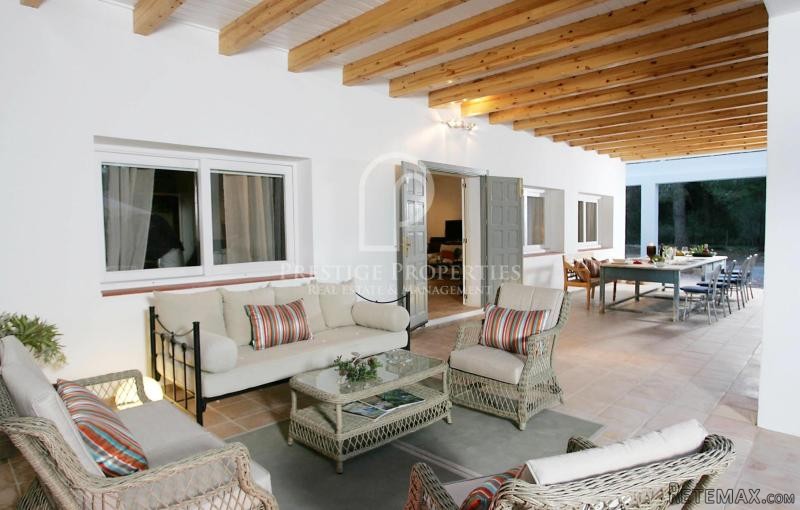 Modern villa in walking distance from.. - 2