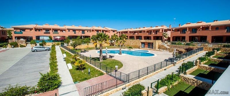 3 Bed Townhouses For Sale In Brisas De..