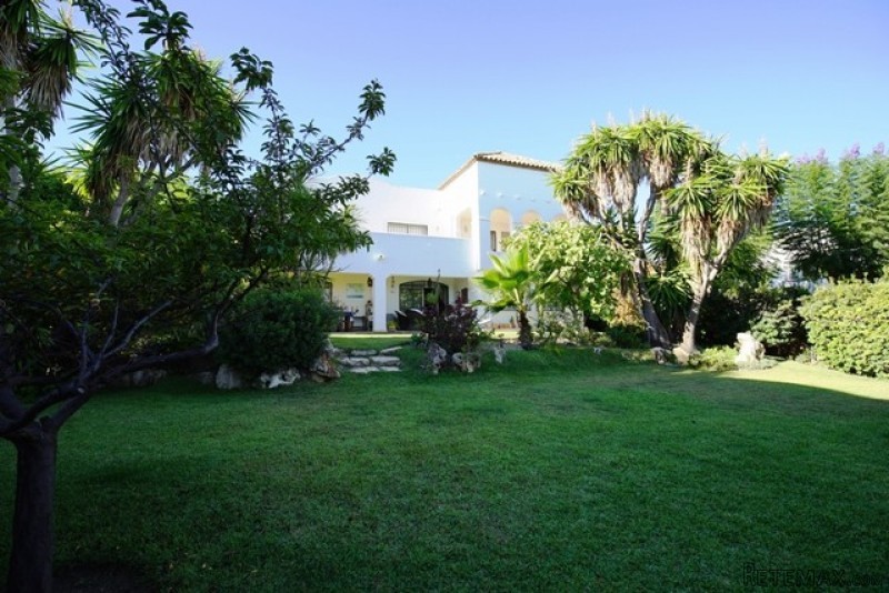 6 Bedrooms - House - Malaga - For Sale - 2