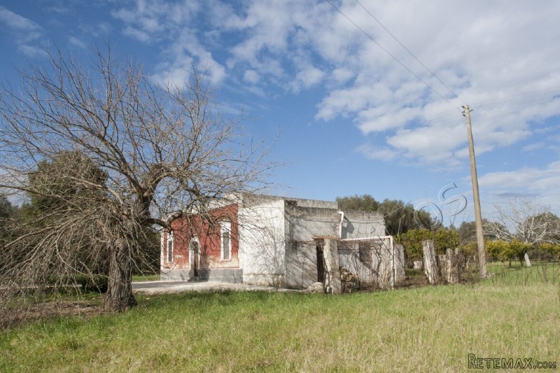 V000204, Traditional Countryside Villa..
