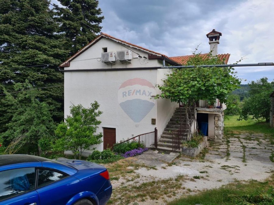 Istra, Pazin, kuća zajedno sa starinom, velikom okućnicom od - 2