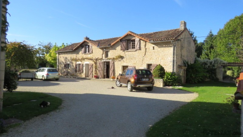 Superb house plus gite, heated pool..