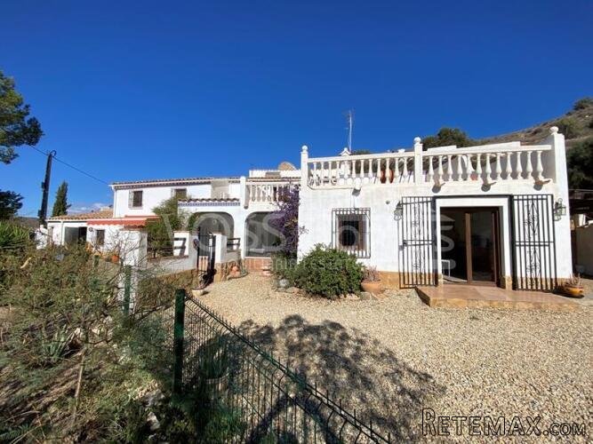 NEW & EXCLUSIVE TO VOSS HOMES - A large, tastefully.. - 4