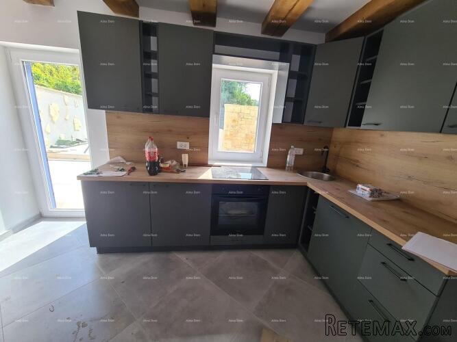 Renovirana kamena kuća s bazenom – mirno selo blizu Sv.. - 4