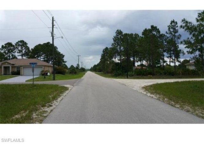 3202 35th St W, LEHIGH ACRES - 2