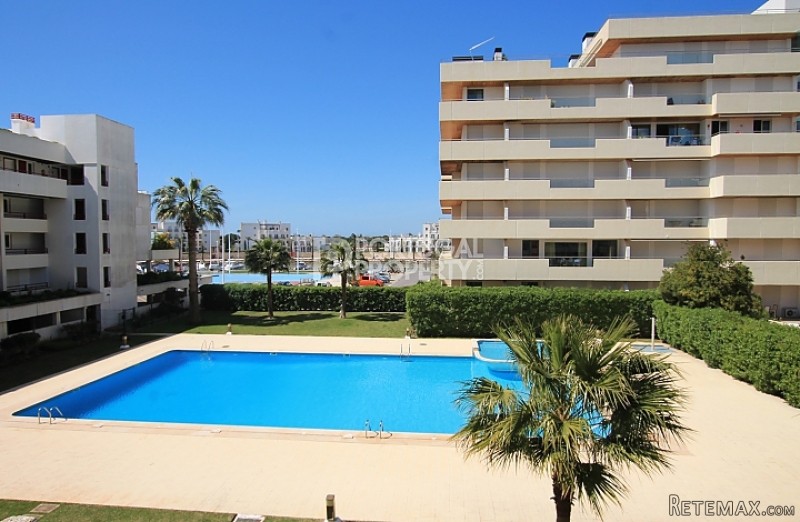Large Spacious Marina Apartment - 2