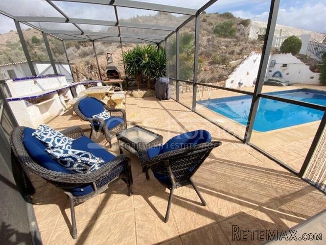 NEW & EXCLUSIVE TO VOSS HOMES - A large, tastefully.. - 8