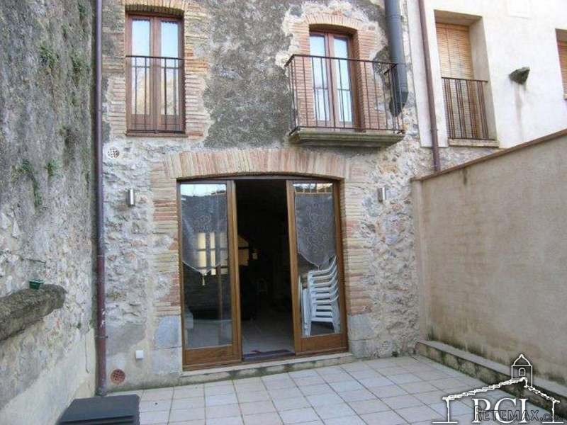 Stone house in Bellcaire