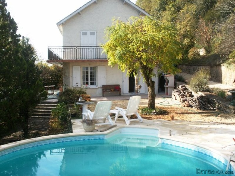 A Beautiful Property Situated In An.. - 2