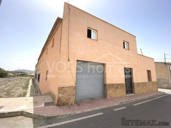 MASSIVE POTENTIAL .... A huge village property currently.. - 2