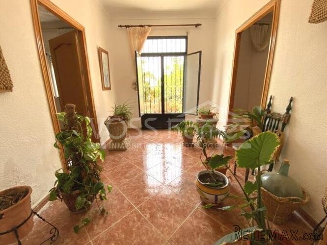 MASSIVE POTENTIAL .... A huge village property currently.. - 3