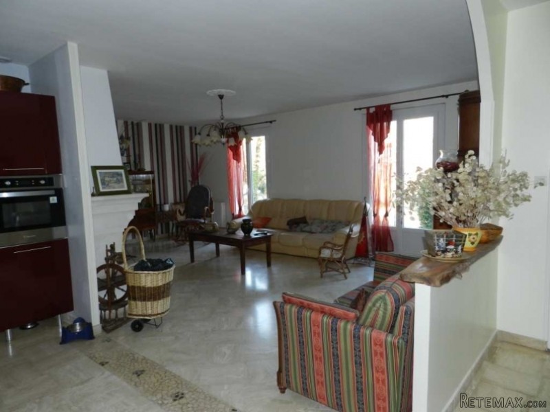 Detached House and Nice Plot - 2