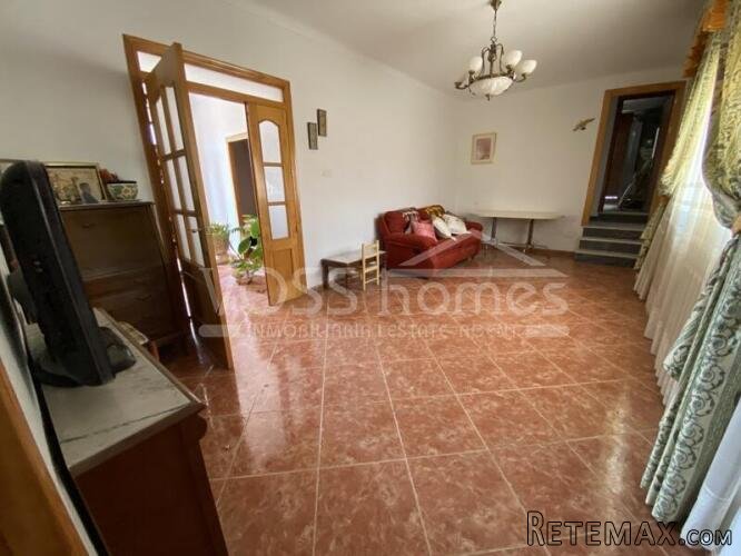 MASSIVE POTENTIAL .... A huge village property currently.. - 6