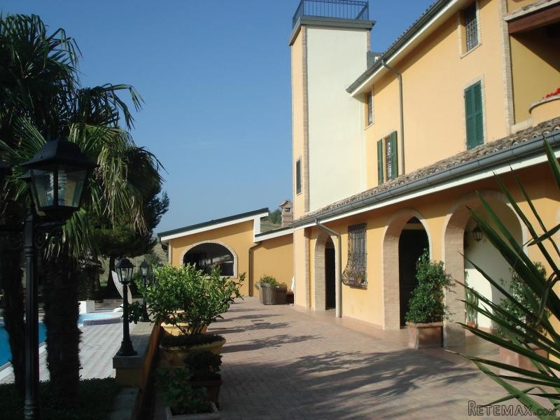 Property - Marche - For Sale - 2