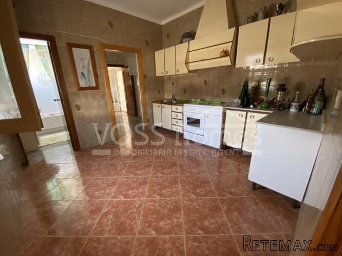 MASSIVE POTENTIAL .... A huge village property currently.. - 9