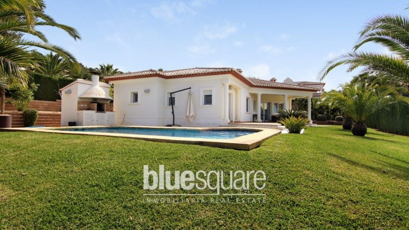 Superb 3 Bedroom High Quality Villa For..