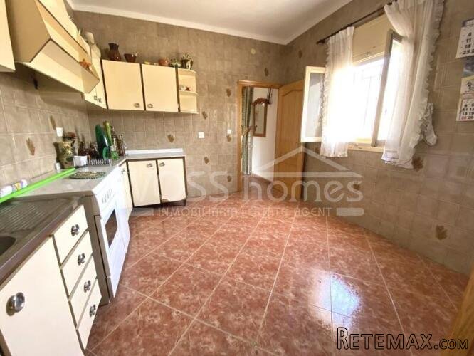 MASSIVE POTENTIAL .... A huge village property currently.. - 10