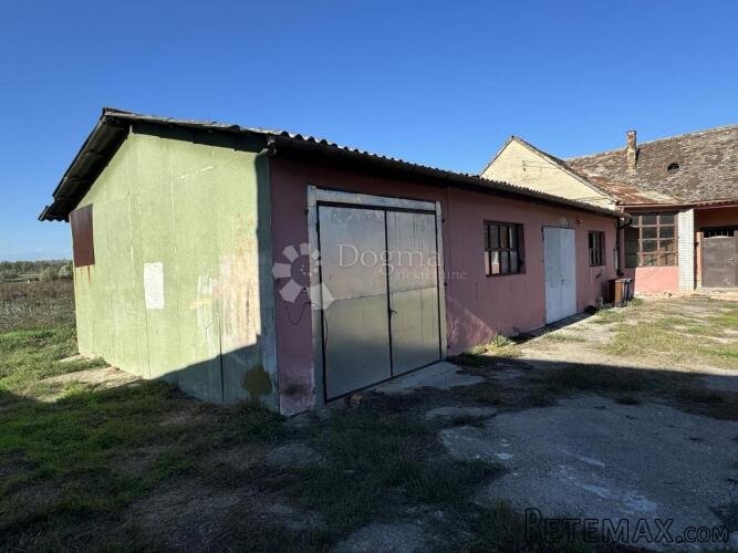 Veliko imanje u Belom Manastiru – život, posao i investicija - 2