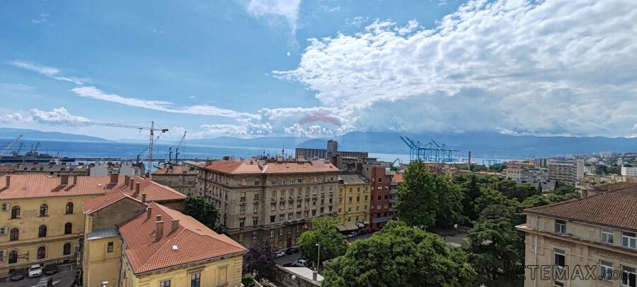 Rijeka, Brajda - dvosoban stan s balkonom, pogledom