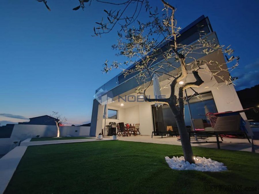 Rab, Banjol, moderna luksuzna kuća s bazenom, 250,00 m2 - 4