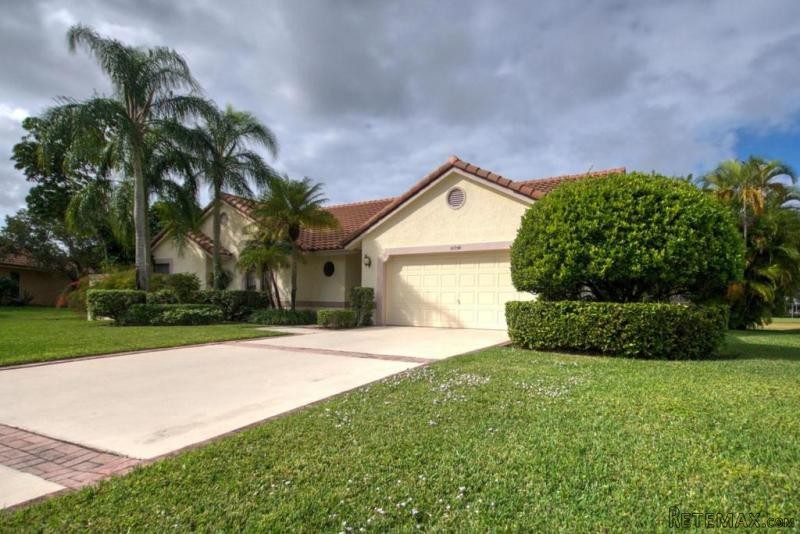 10390 Camelback Lane, Boca Raton, FL -.. - 2