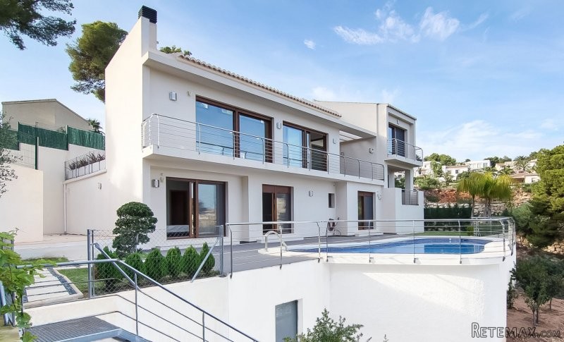 Fabulous new build villa on Balcon al..