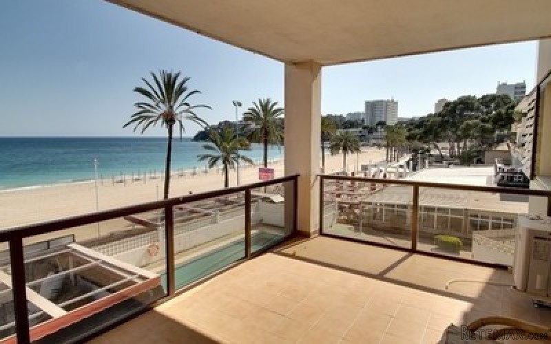 3 bedroom apartment with outstanding..
