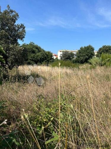 Građevinsko zemljište u Ližnjanu: 1475 m² na samo 700 metara - 2