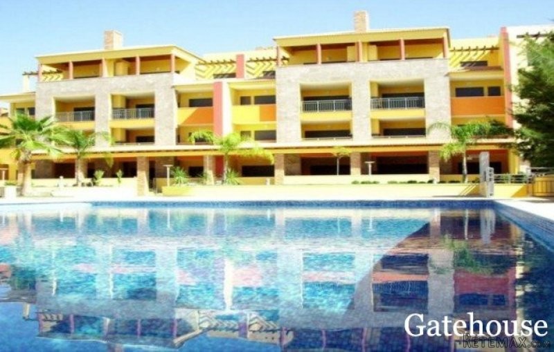 Vilamoura 2 Beds Apartment For Sale..