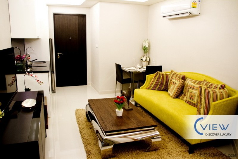 C-View: modern studio condo, top..