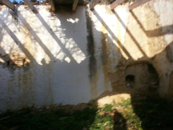 Plot of 7000m2 with a ruine approx. 70m2 to reform.. - 3