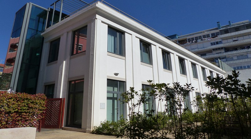 Two bedroom duplex apartment, Avenidas..
