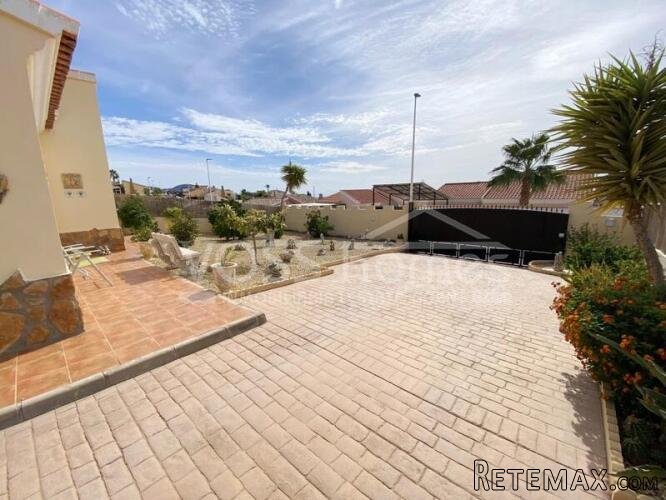 EXCLUSIVE TO VOSS HOMES - An immaculately presented.. - 5