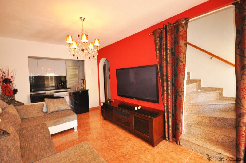 2 Bedrooms Town House For Sale - 2