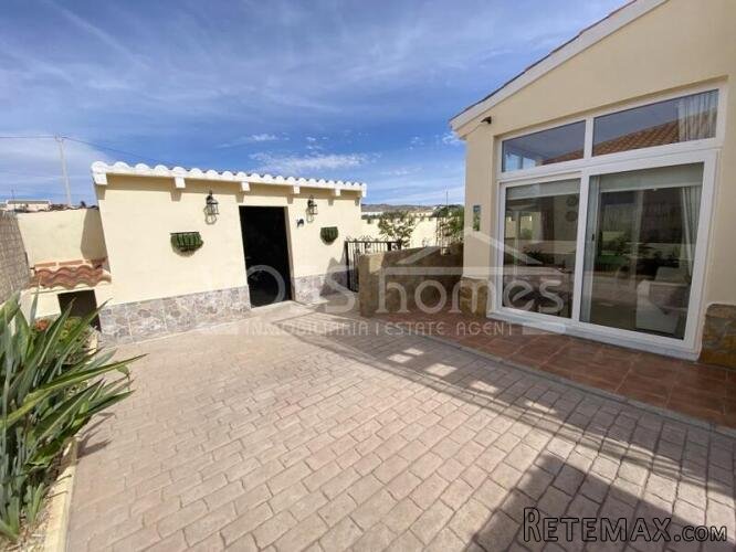 EXCLUSIVE TO VOSS HOMES - An immaculately presented.. - 8