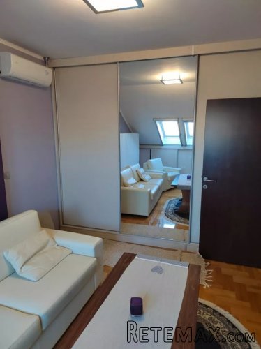 Na prodaju duplex u centru Indjije - 9