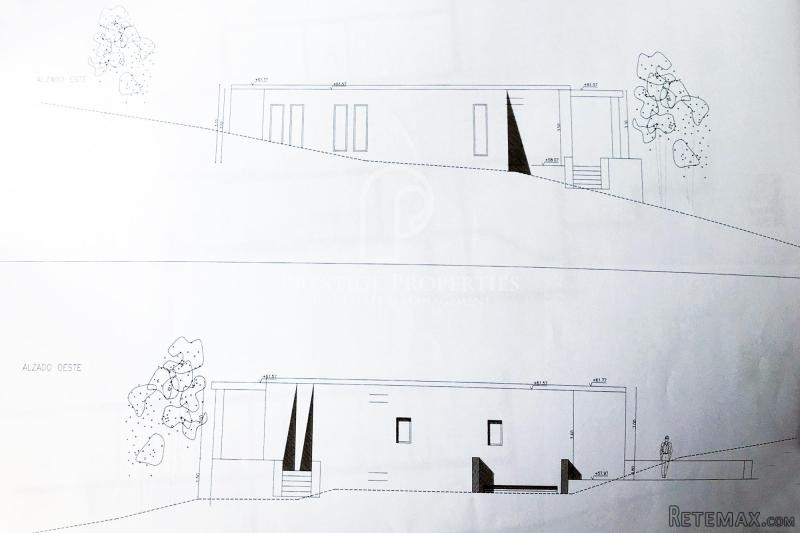 Plot with sea views and building.. - 2